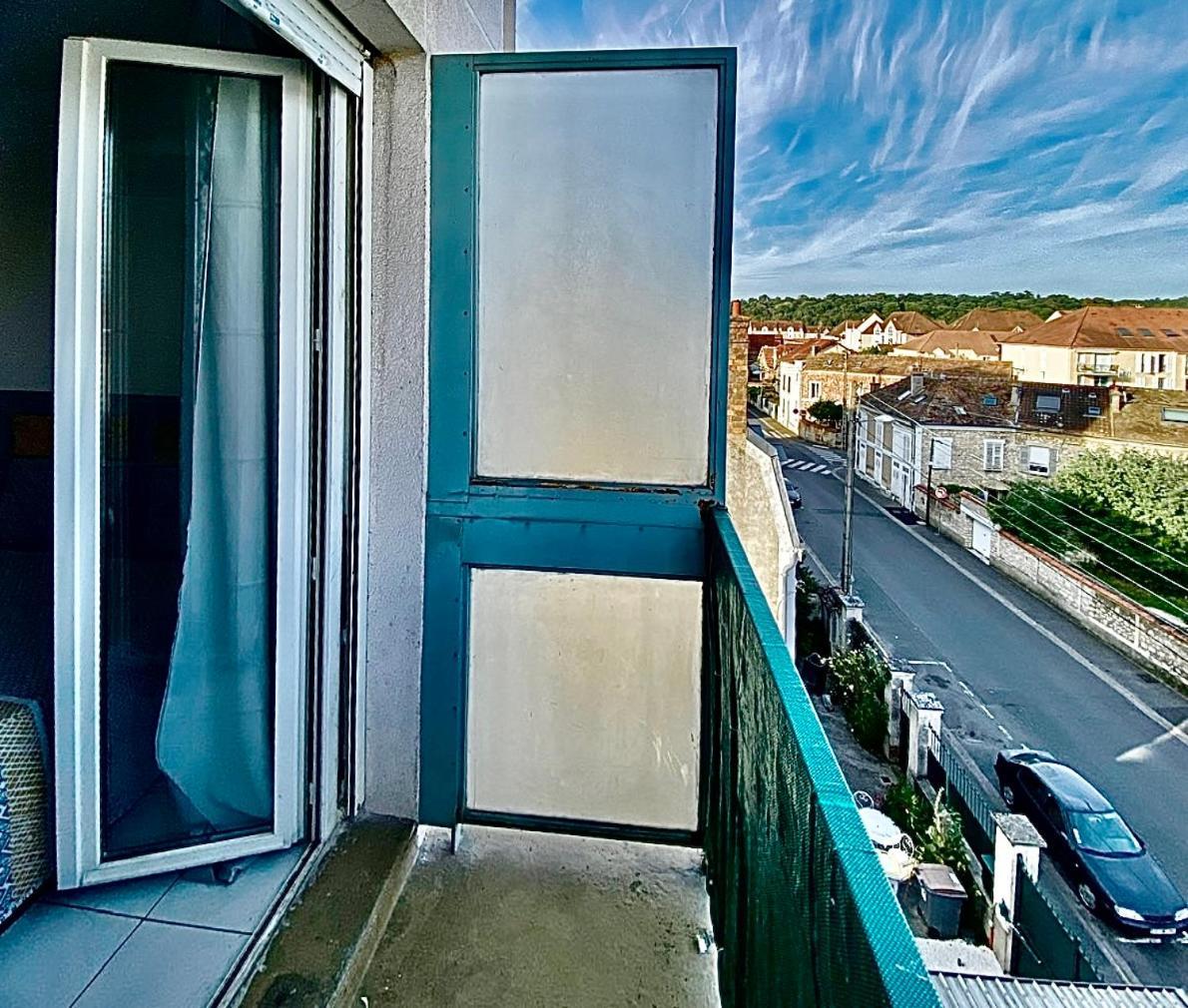 Appartement Proche Gare Et Centre Ville Melun Eksteriør bilde