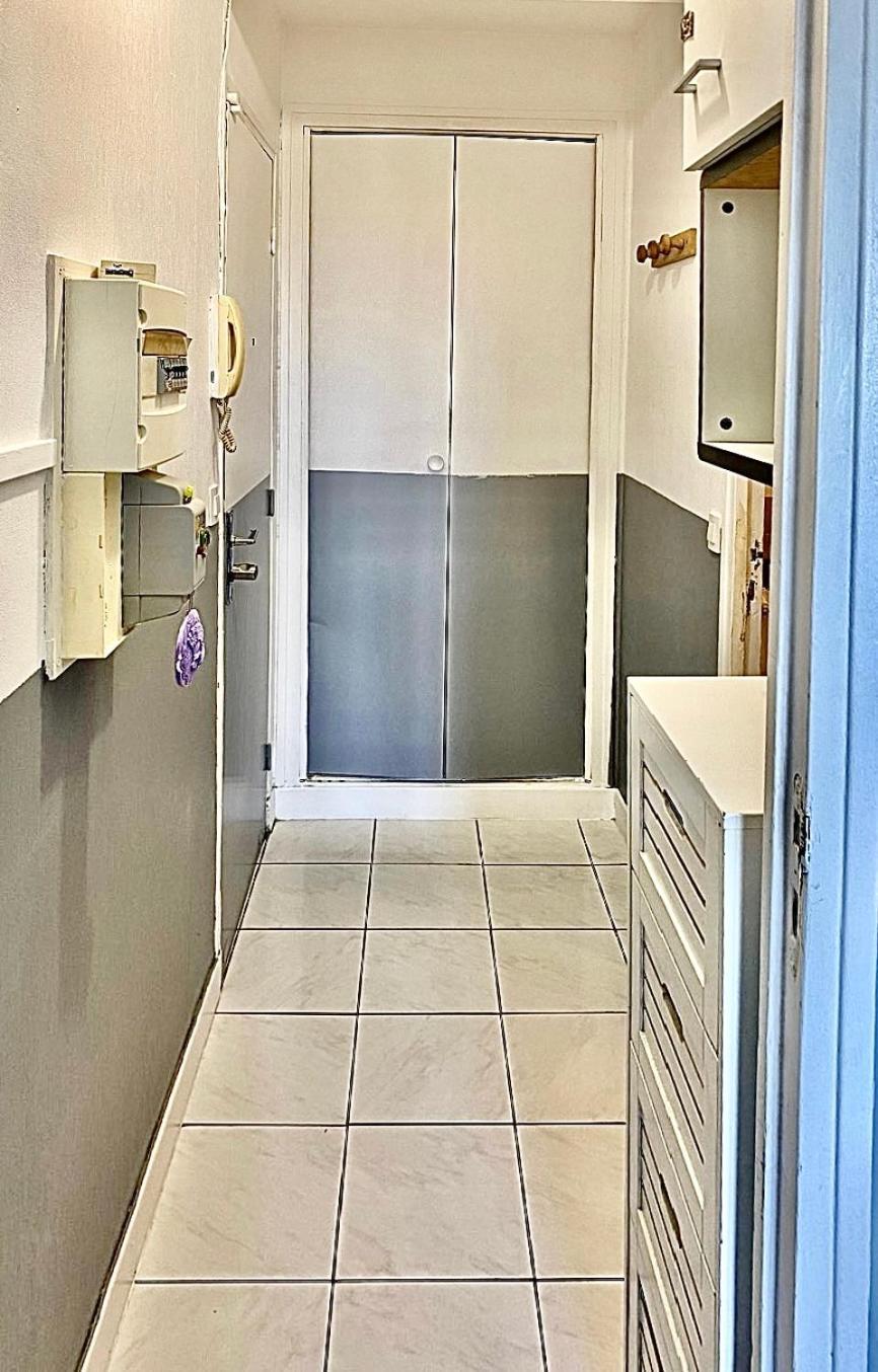 Appartement Proche Gare Et Centre Ville Melun Eksteriør bilde