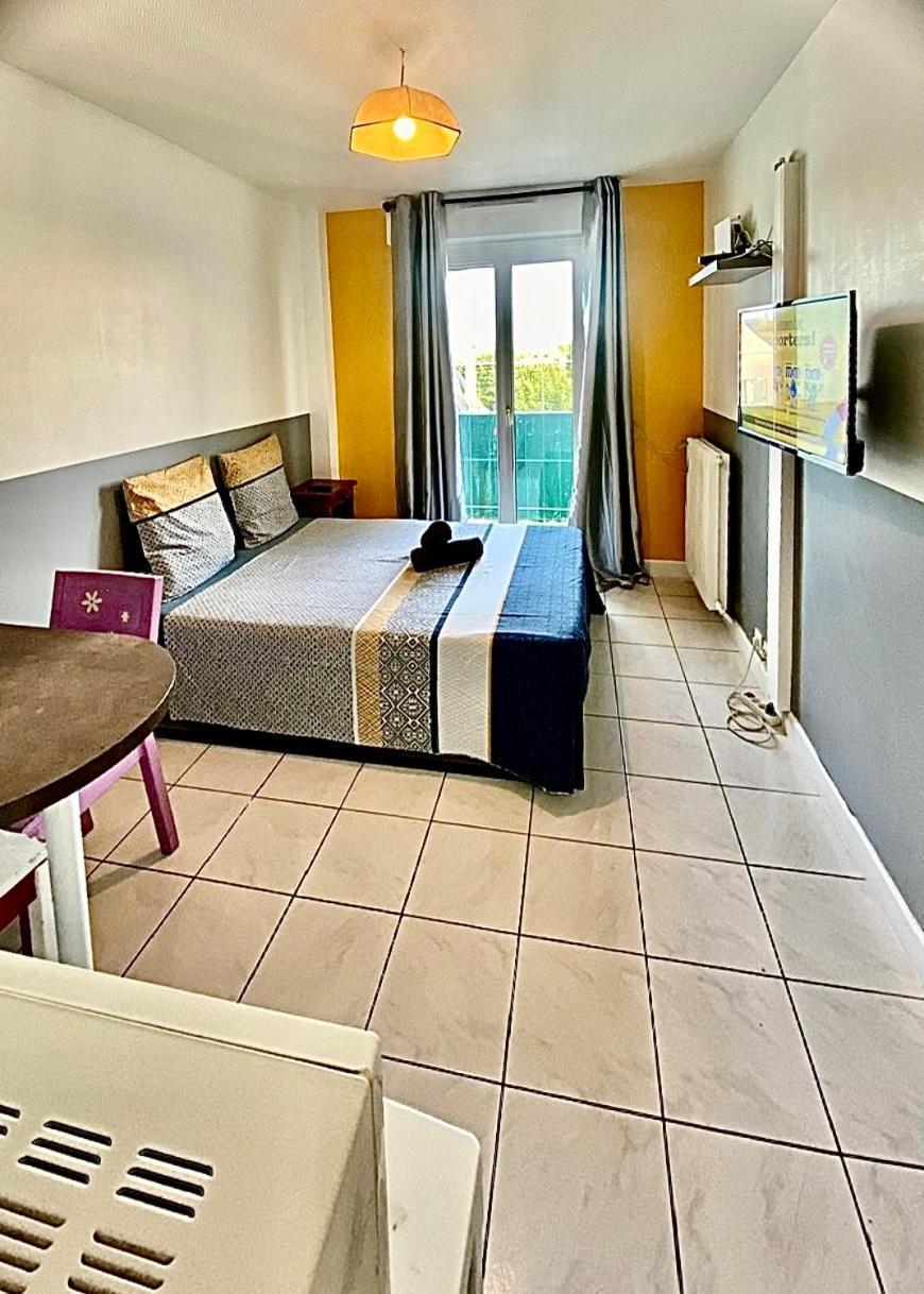 Appartement Proche Gare Et Centre Ville Melun Eksteriør bilde