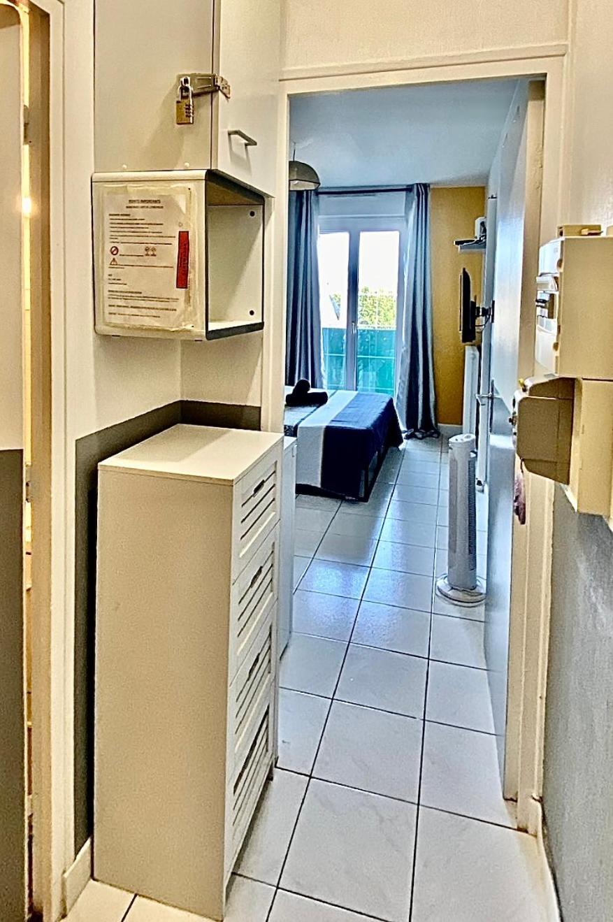 Appartement Proche Gare Et Centre Ville Melun Eksteriør bilde