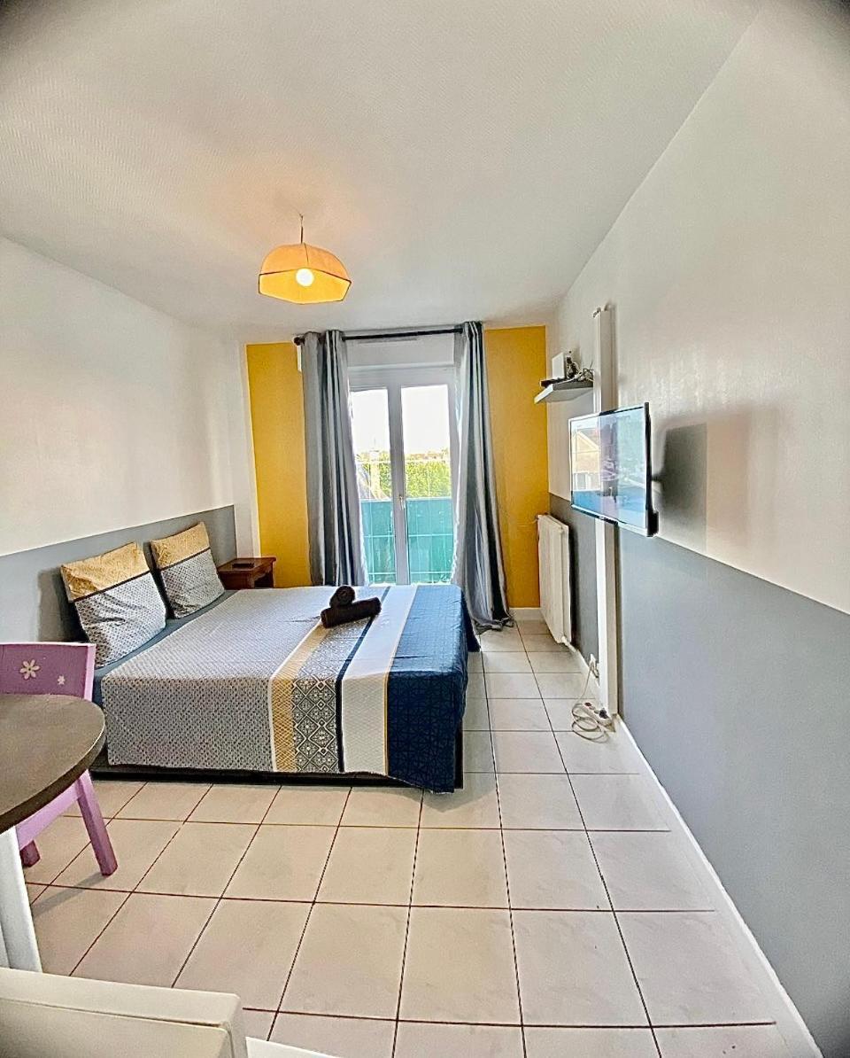 Appartement Proche Gare Et Centre Ville Melun Eksteriør bilde
