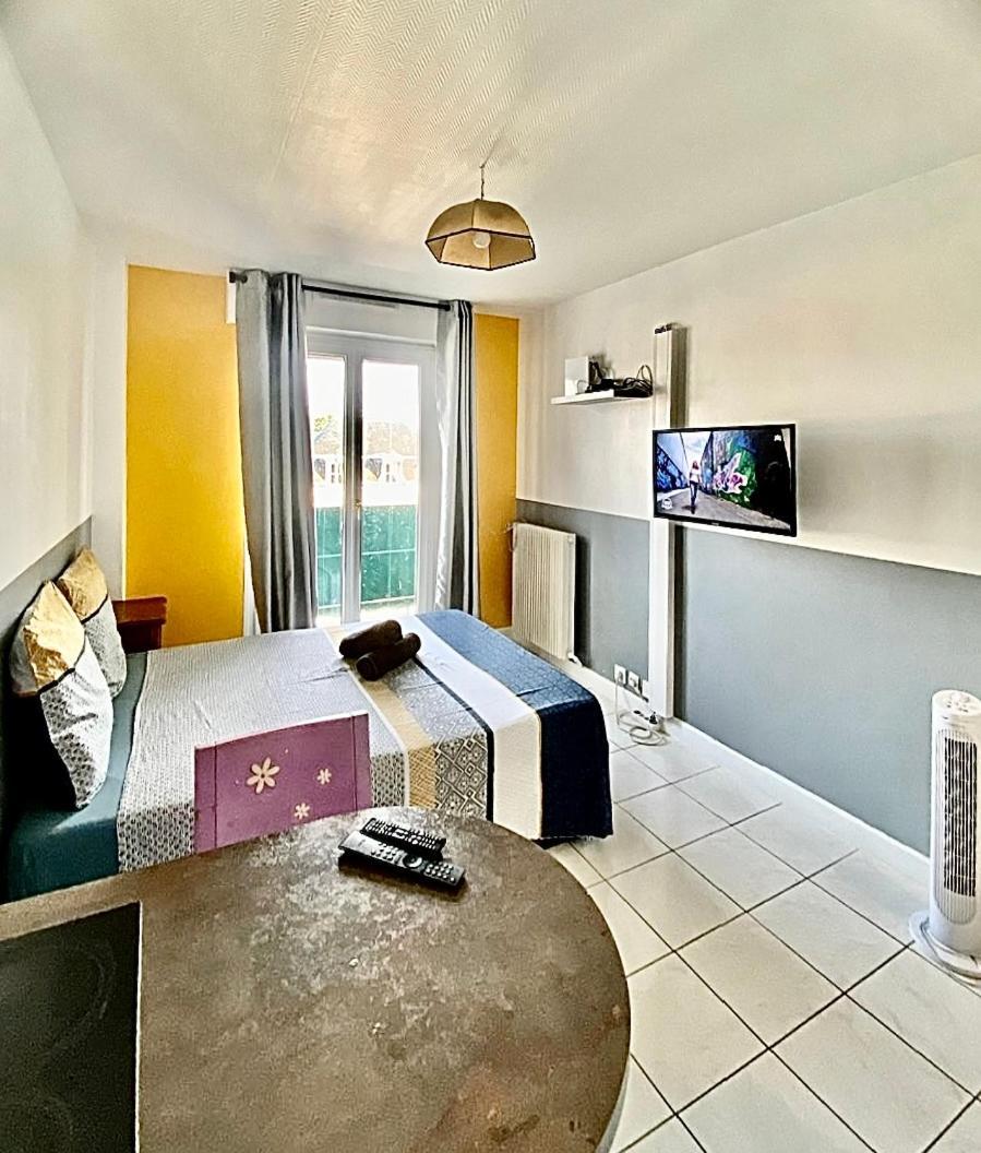 Appartement Proche Gare Et Centre Ville Melun Eksteriør bilde